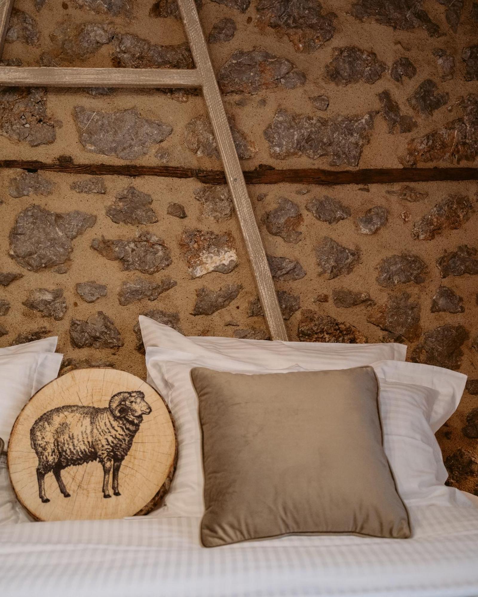 Afanos Guesthouse Arachova Buitenkant foto