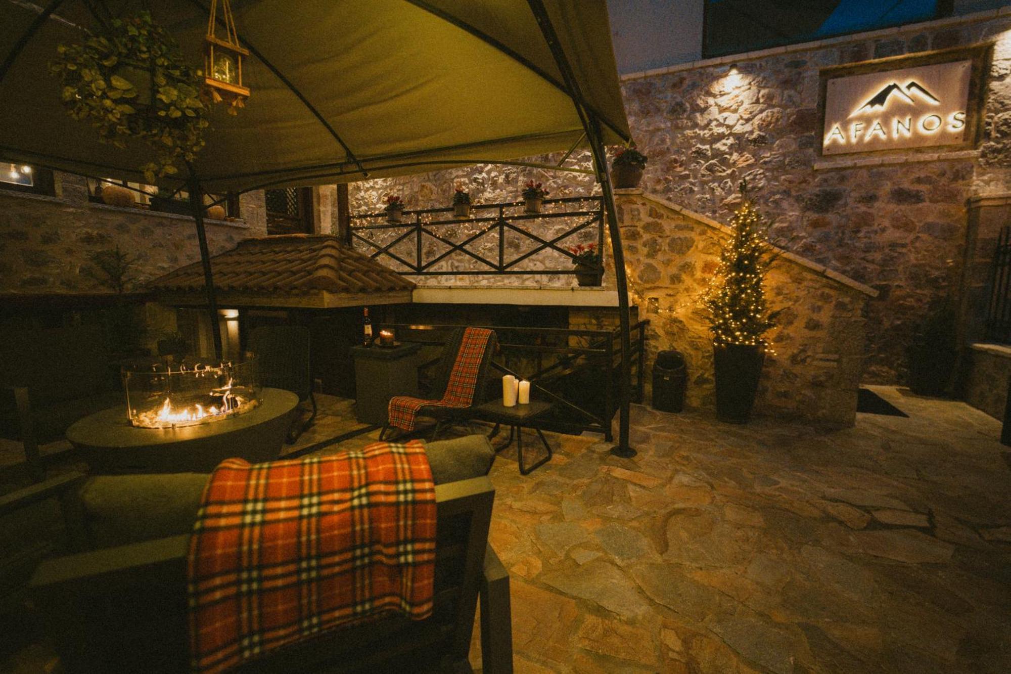 Afanos Guesthouse Arachova Buitenkant foto