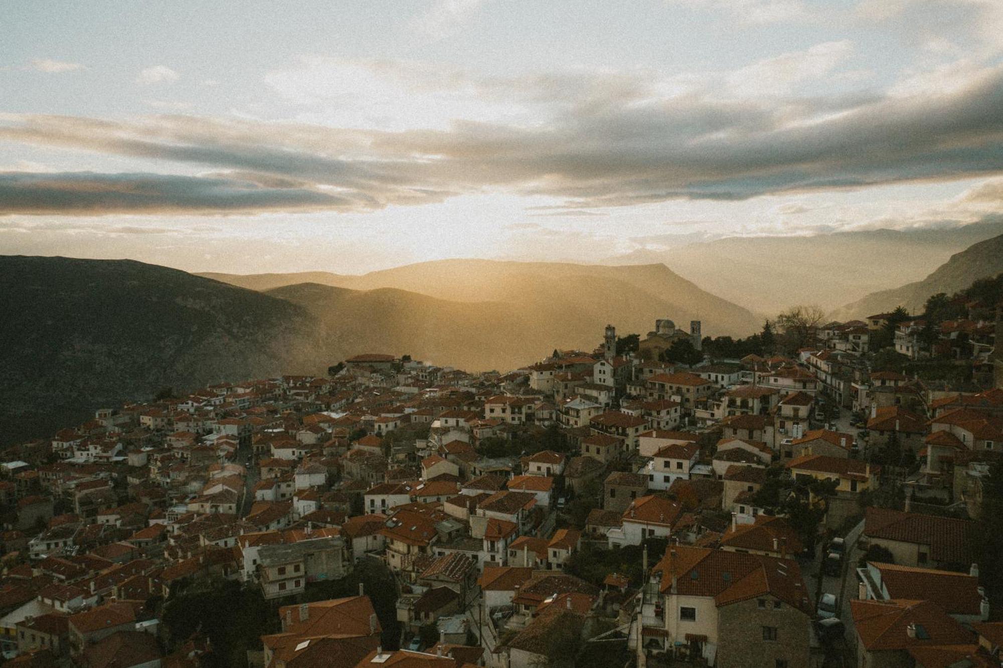 Afanos Guesthouse Arachova Buitenkant foto
